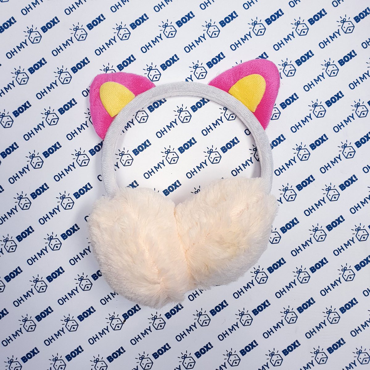 Fluffy Ear Muffs with Cat Ears - Off White