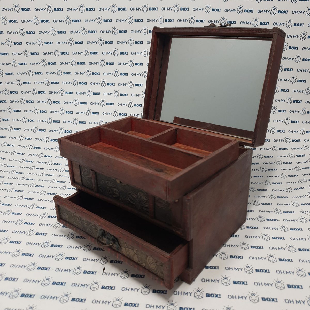 Wooden Jewlery Box - Brown