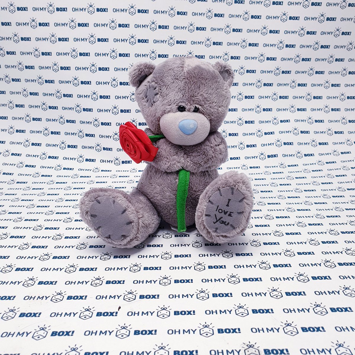 Teddy bear holding rose - Me To You