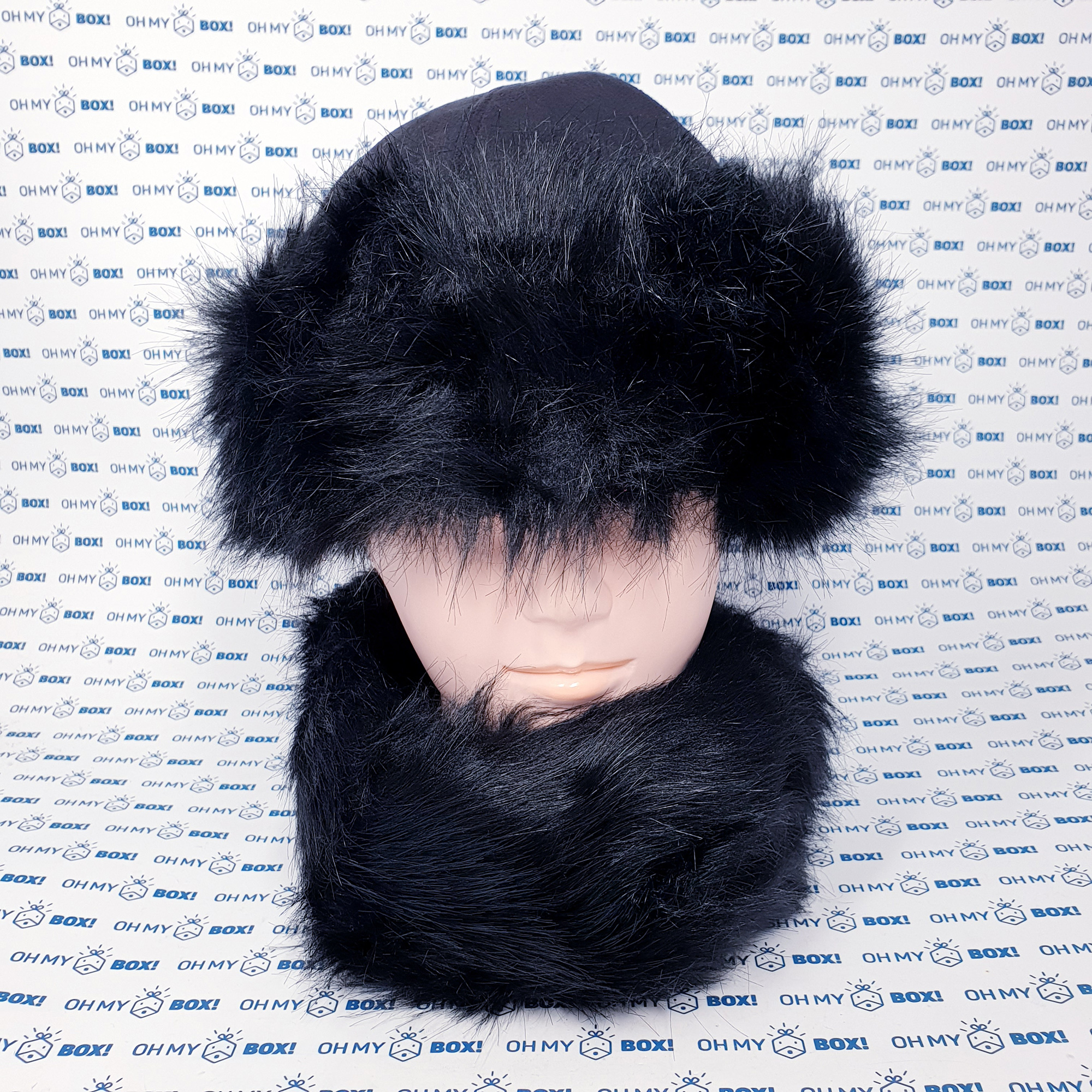 Fur and Leather Hat with Neck Warmer - Black