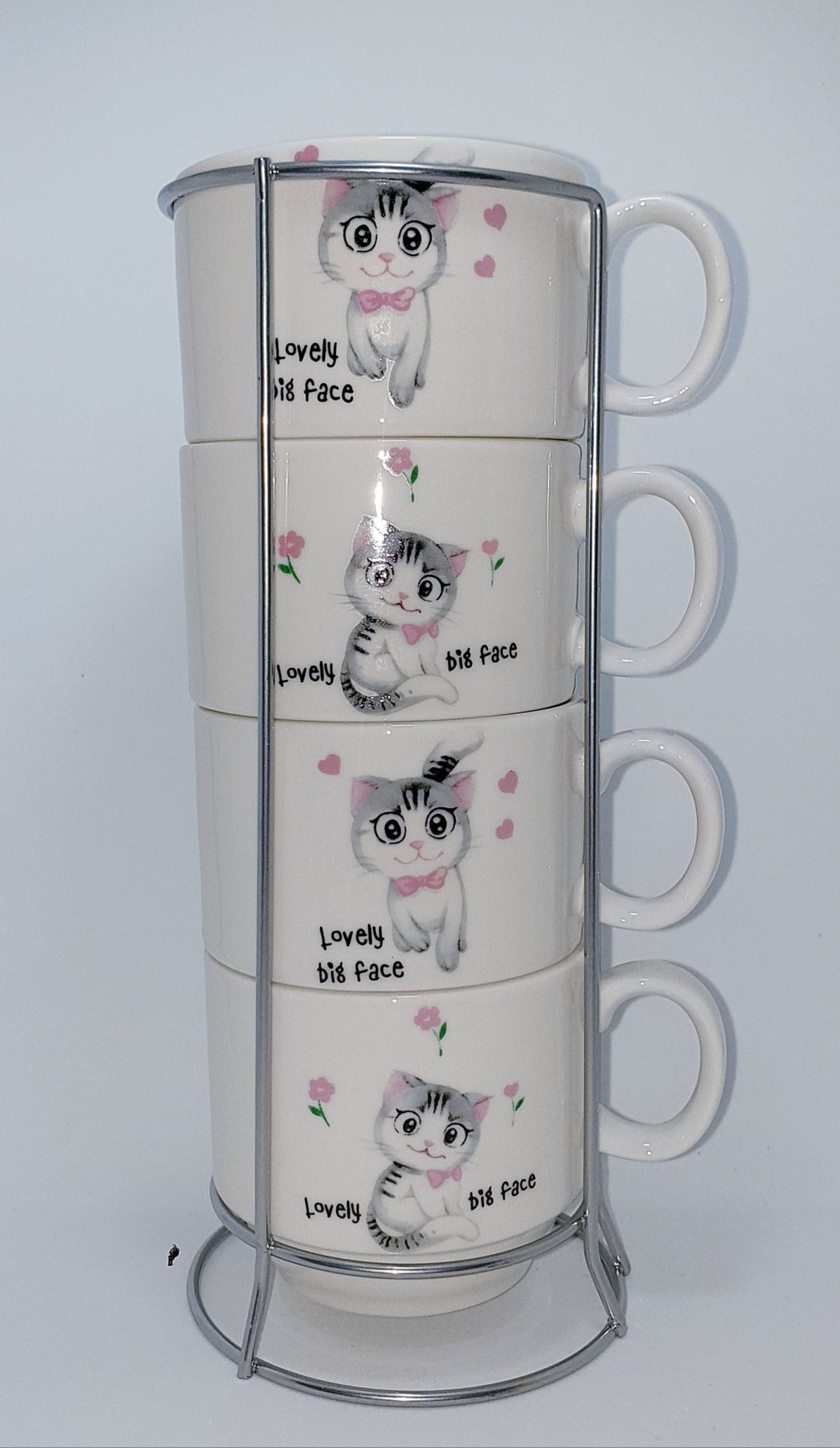 4 Mugs with stand ?  Cats