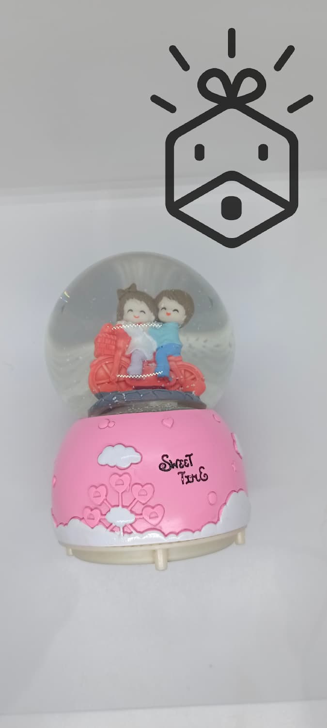 Snow Globe - 2 Lovers On A Bike